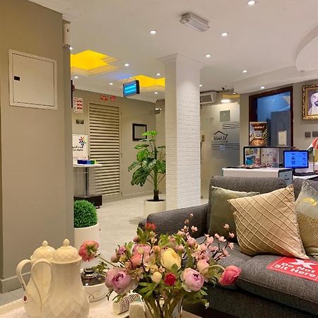 الشارقة Al Rawdha Hotel Apartments المظهر الخارجي الصورة