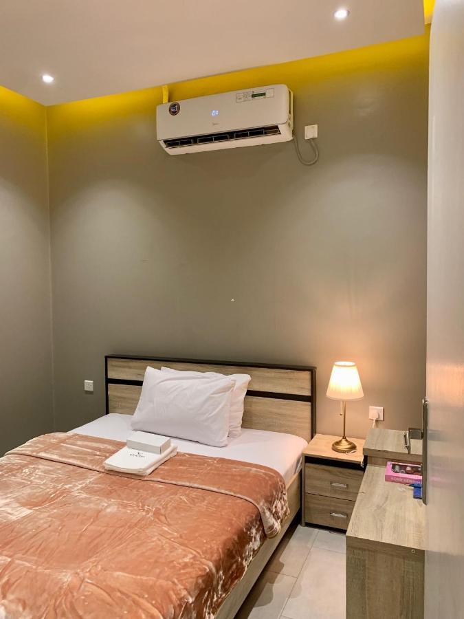 الشارقة Al Rawdha Hotel Apartments المظهر الخارجي الصورة